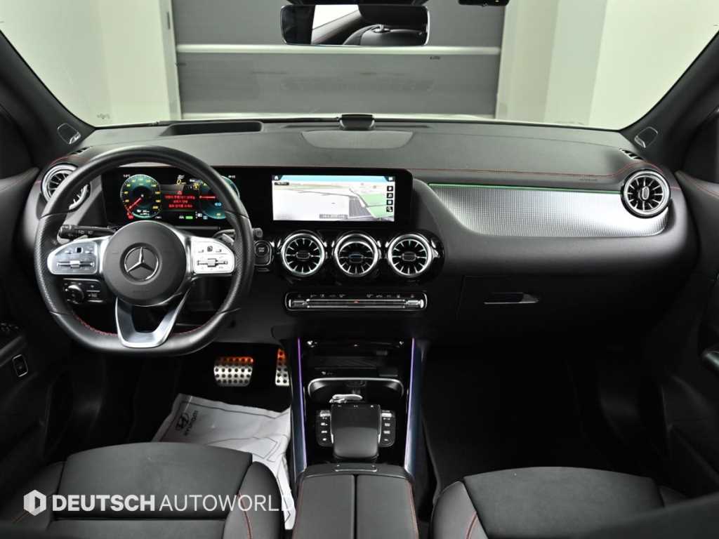 Mercedes Benz EQA - Vista 7