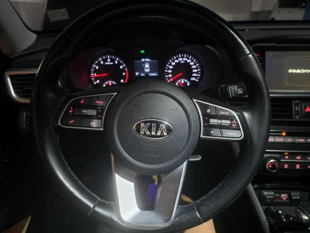 KIA K5 - Vista 4