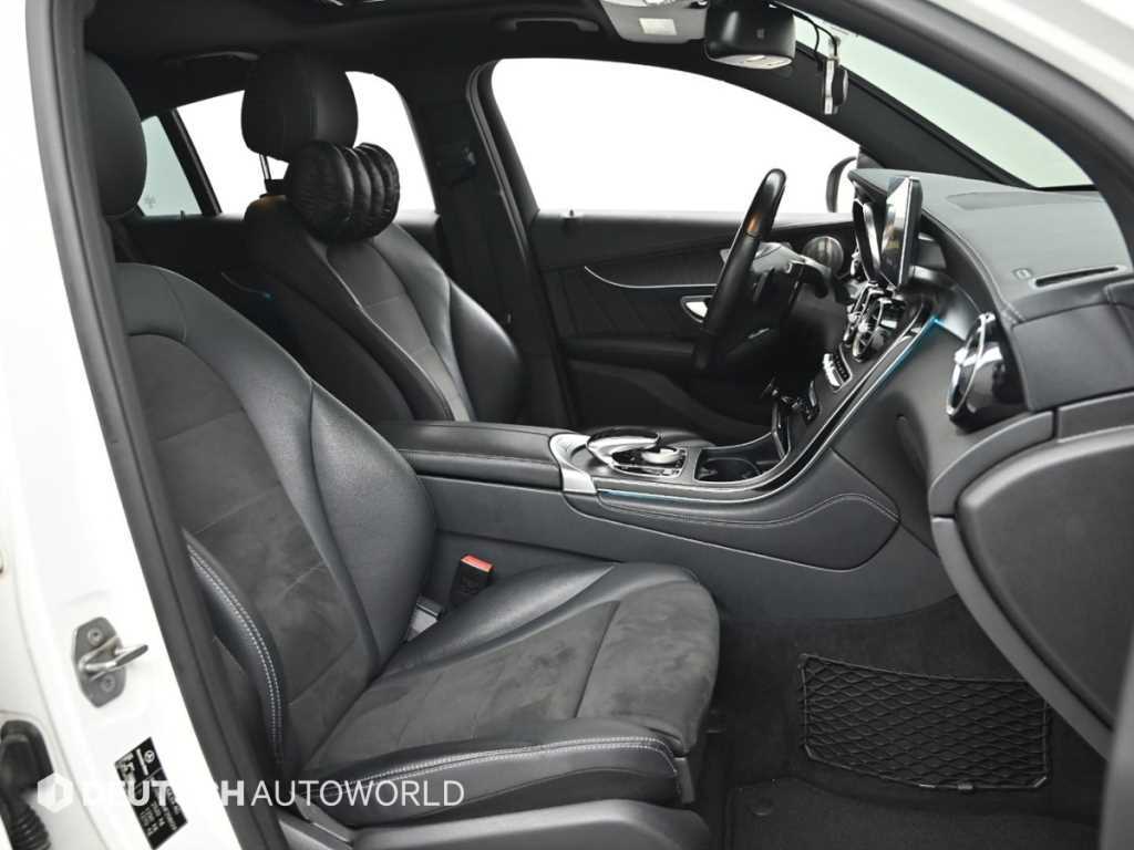 Mercedes Benz GLC Class - Vista 10