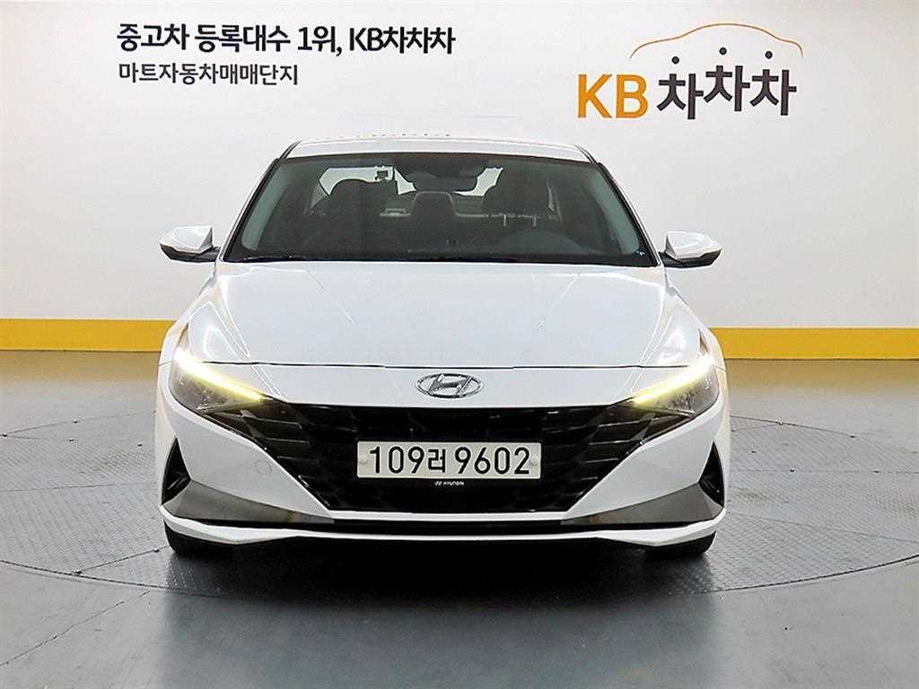 HYUNDAI Avante 2021 Blanco - Importación desde Corea - HF Imports Iquique - Foto 1