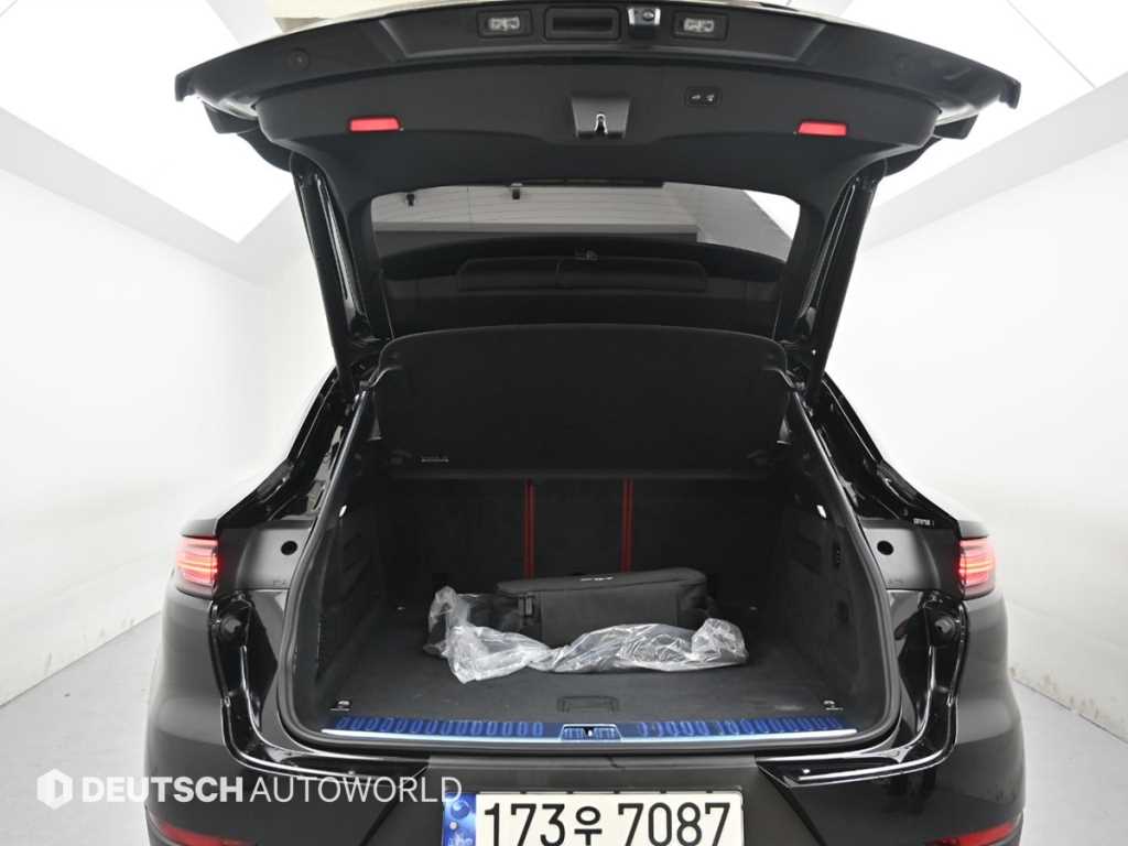 Porsche Cayenne 2023 Negro - Importación desde Corea - HF Imports Iquique - Foto 19