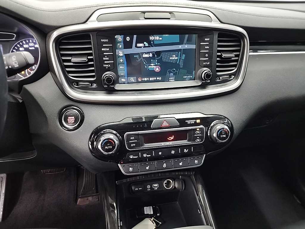 KIA Sorento - Vista 10