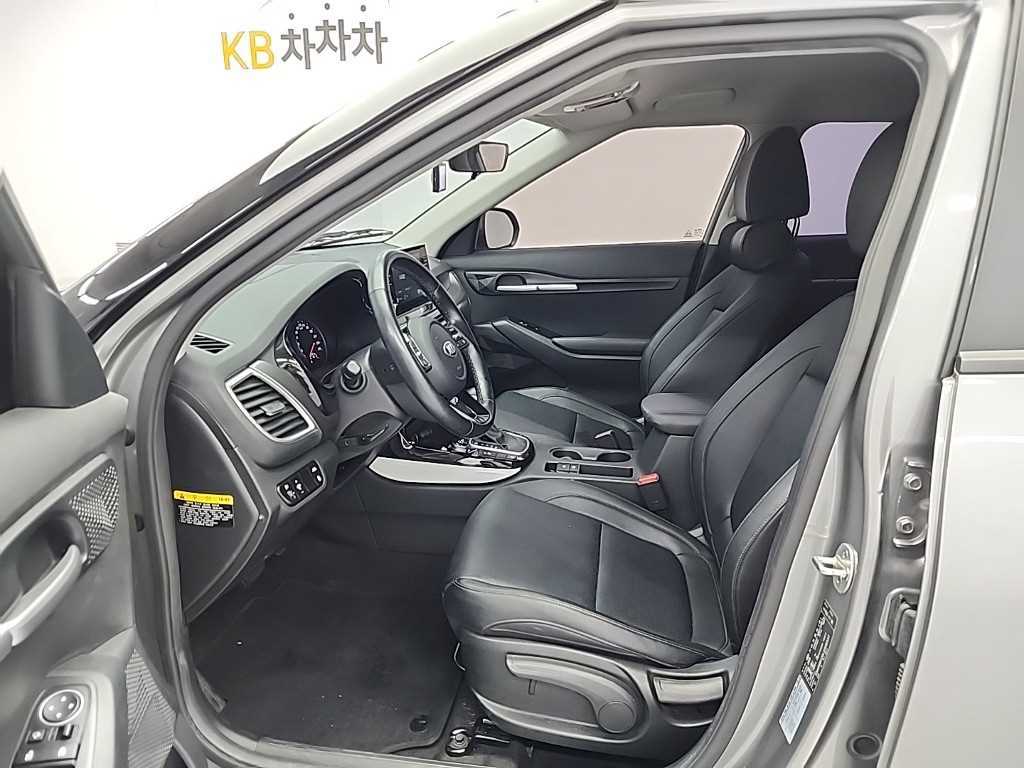 KIA Seltos - Vista 11