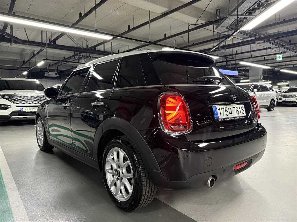 Mini Cooper - Vista 3