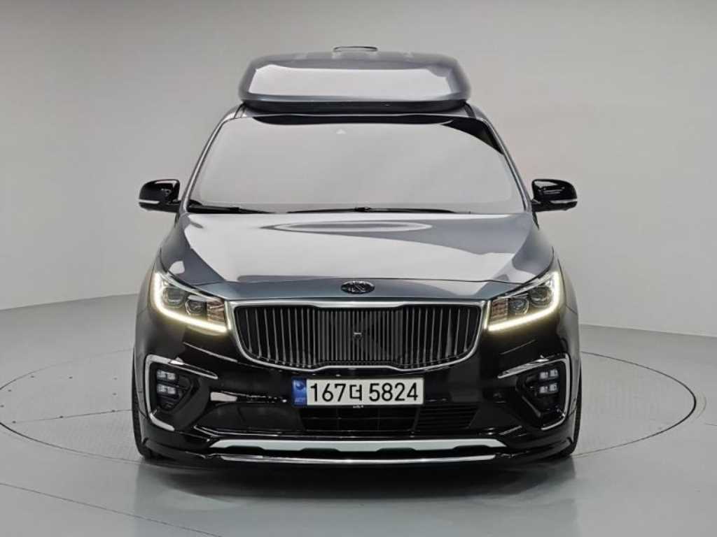 KIA Carnival - Vista 2