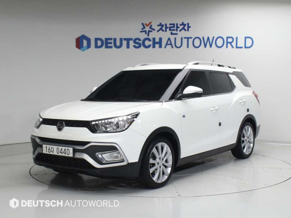 Ssangyong Tivoli 2016 Blanco - Importación desde Corea - HF Imports Iquique - Foto 1