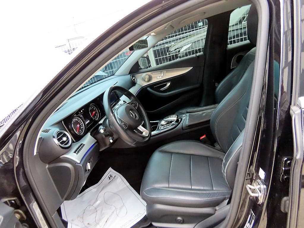 Mercedes Benz E class - Vista 5