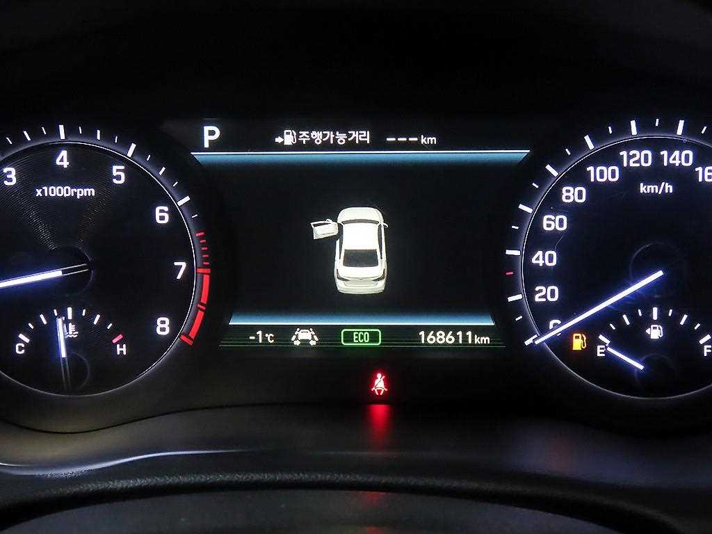 Genesis G80 - Vista 9