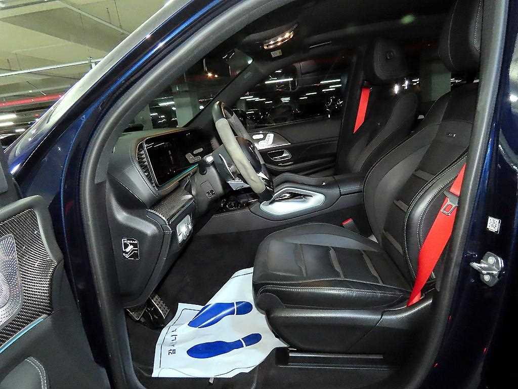 Mercedes Benz GLE Class - Vista 6