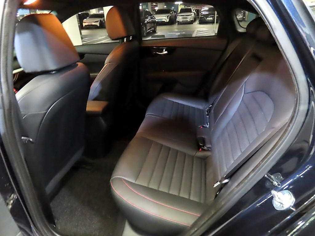 KIA K3 - Vista 7