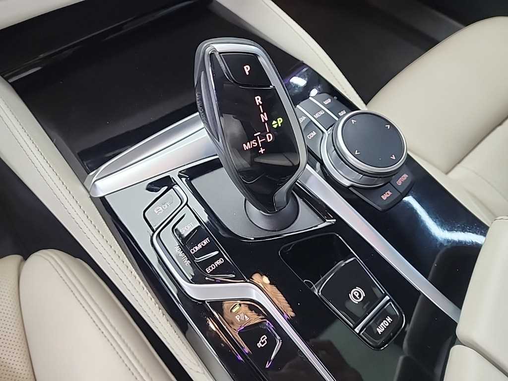 BMW 5 Series - Vista 8