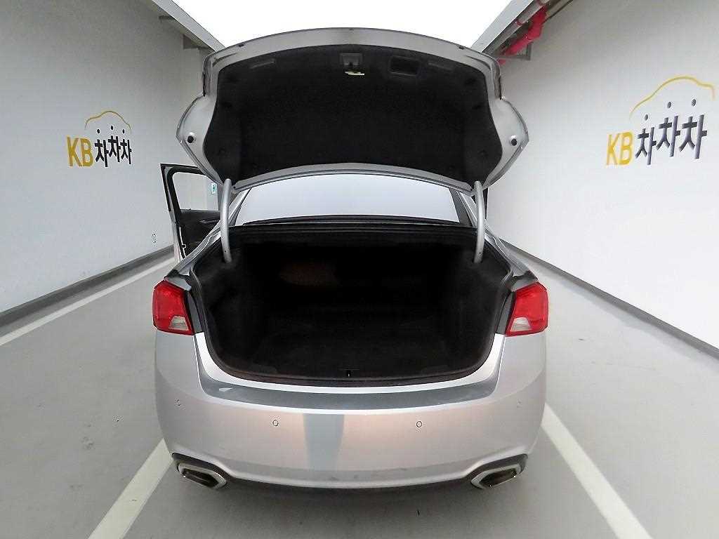 Chevrolet Impala - Vista 5