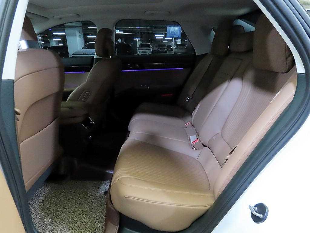 HYUNDAI Grandeur - Vista 7