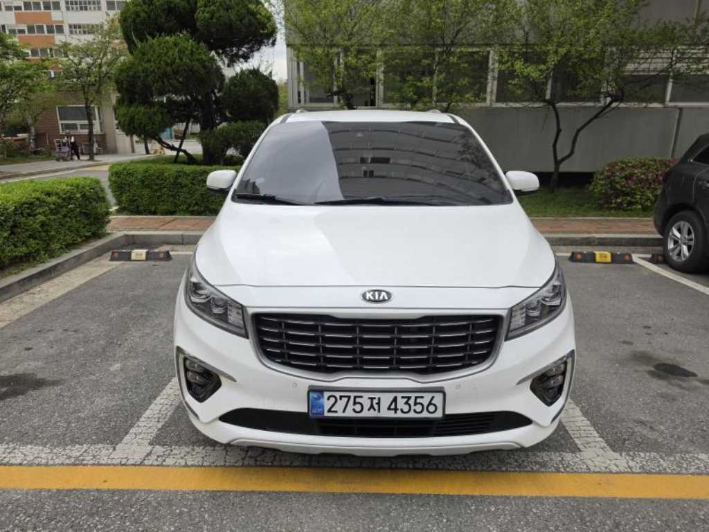KIA Carnival 2020 Blanco - Importación desde Corea - HF Imports Iquique - Foto 1
