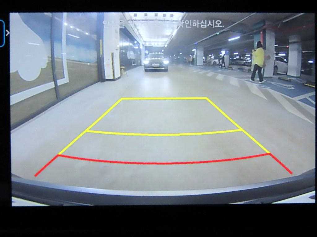 HYUNDAI Kona - Vista 3