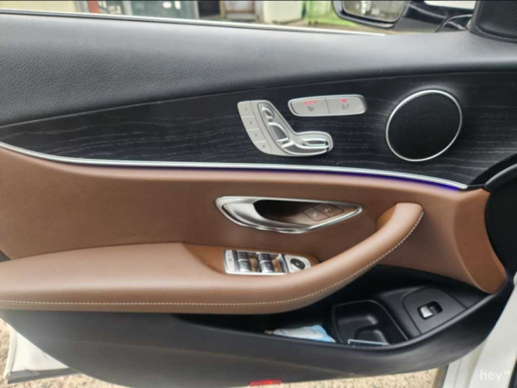 Mercedes Benz E class 2019 Blanco - Importación desde Corea - HF Imports Iquique - Foto 18