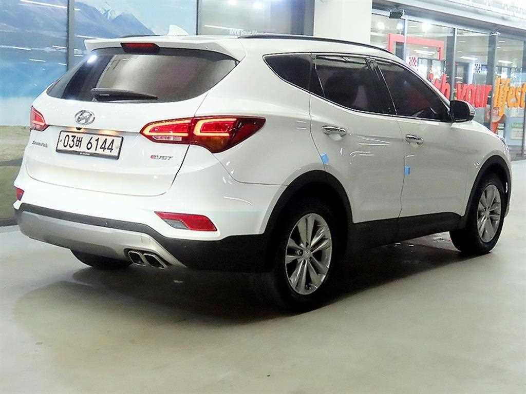 HYUNDAI Santa Fe - Vista 4