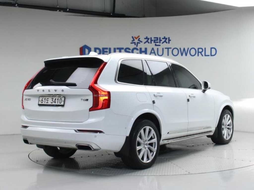 Volvo XC90 - Vista 2