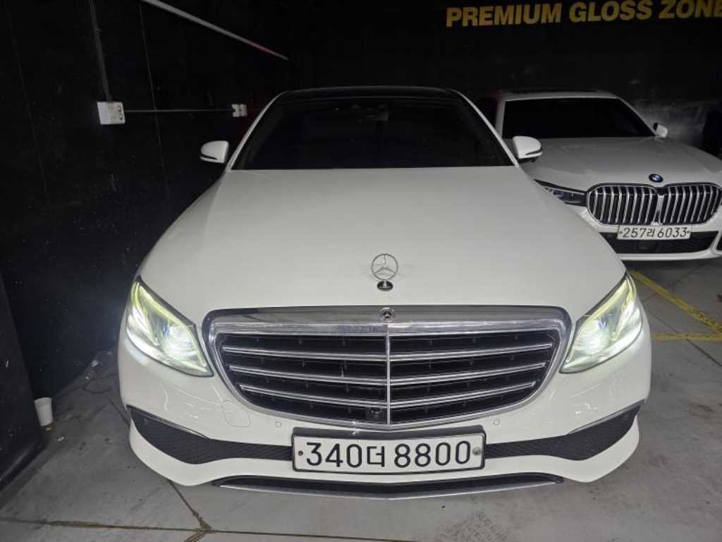 Mercedes Benz E class 2019 Blanco - Importación desde Corea - HF Imports Iquique - Foto 1