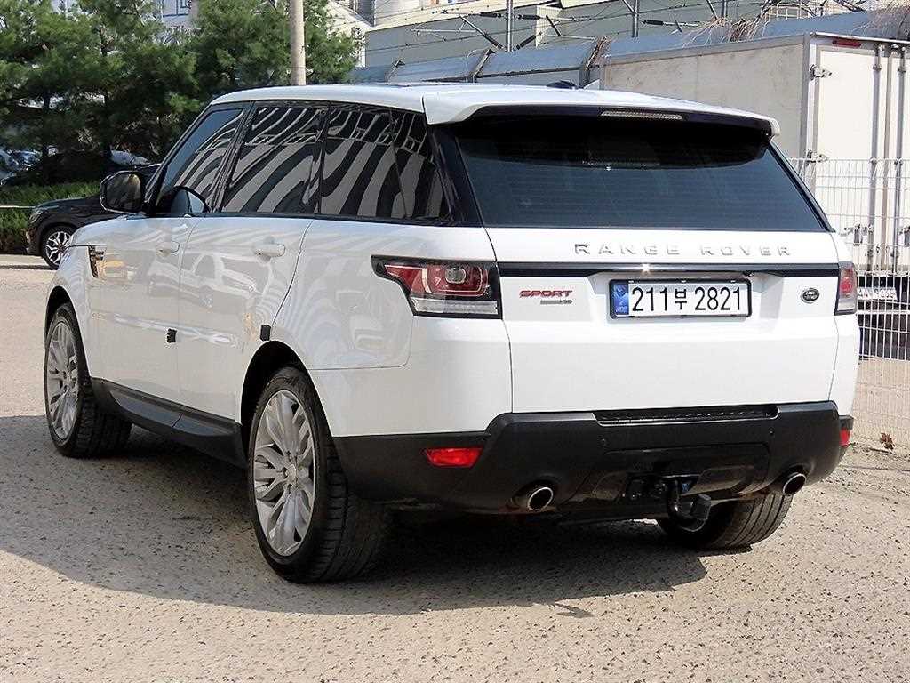 Land Rover Range Rover Sports - Vista 3