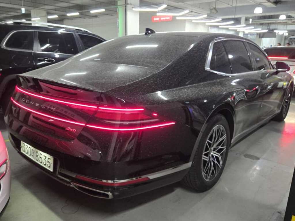 Genesis G90 - Vista 4