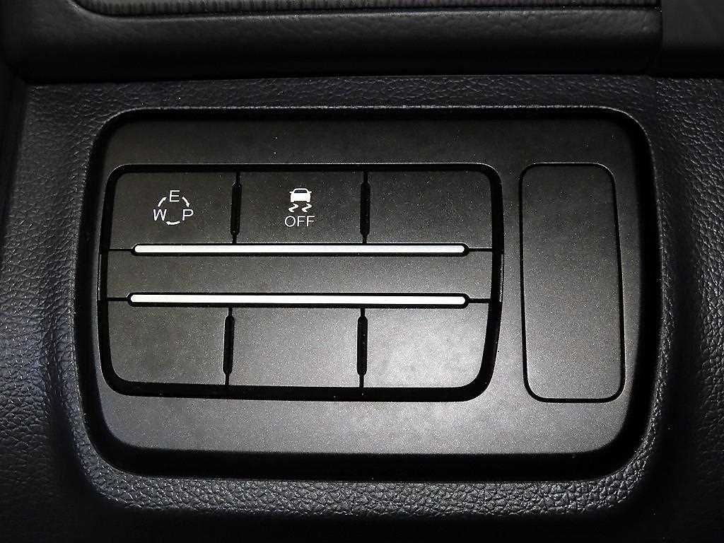 Ssangyong Tivoli 2018 Negro - Importación desde Corea - HF Imports Iquique - Foto 14