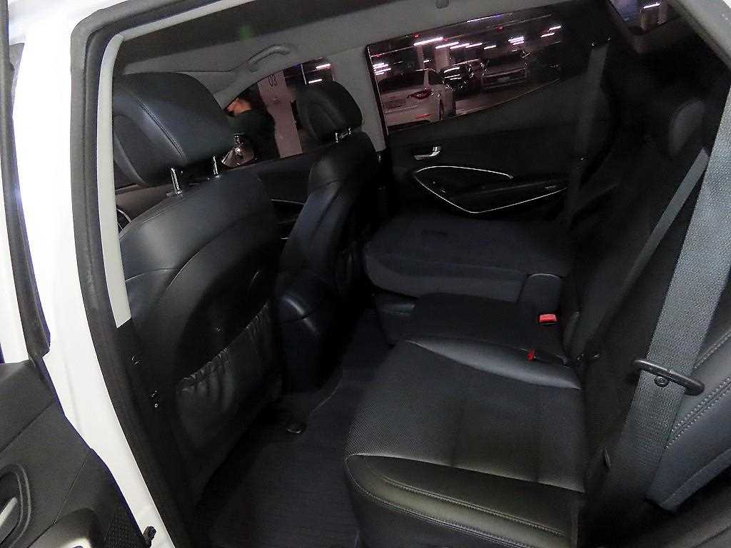 HYUNDAI Santa Fe - Vista 7