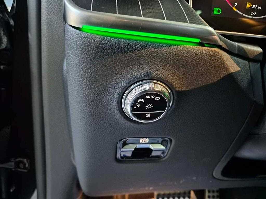 Mercedes Benz GLC Class 2023 Negro - Importación desde Corea - HF Imports Iquique - Foto 13