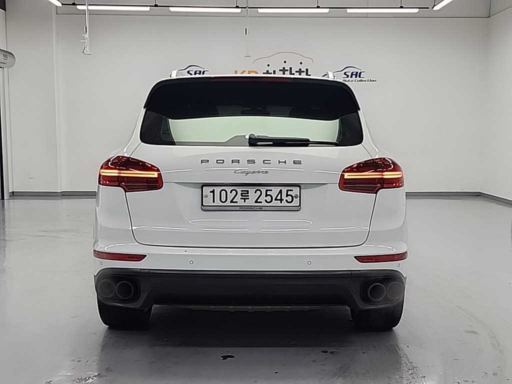 Porsche Cayenne - Vista 3