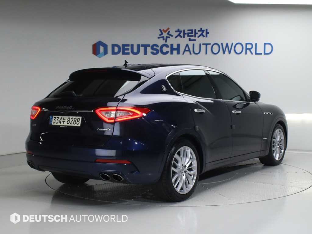 Maserati Levante - Vista 2