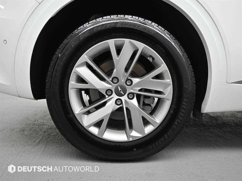 Genesis GV70 - Vista 5