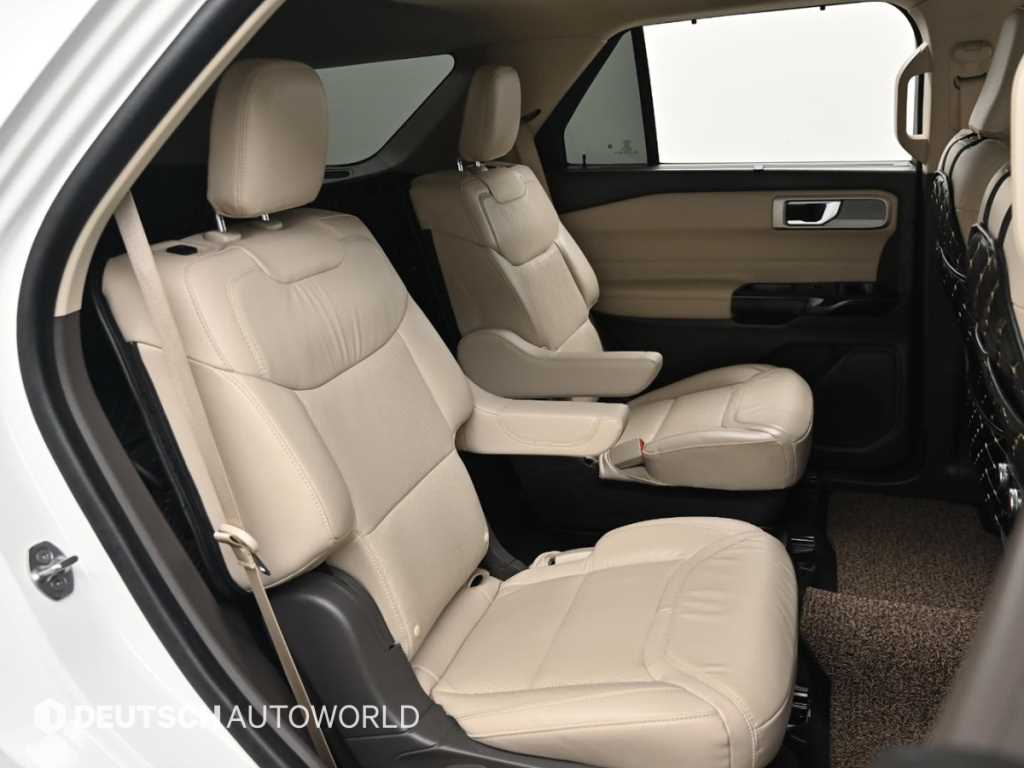 Ford Explorer - Vista 12