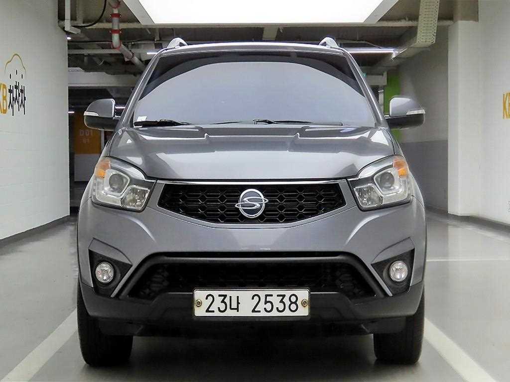 Ssangyong Korando 2015 Gris - Importación desde Corea - HF Imports Iquique - Foto 1