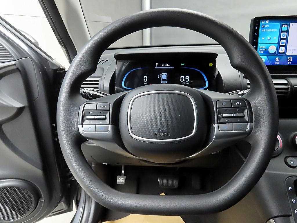 HYUNDAI Casper - Vista 9