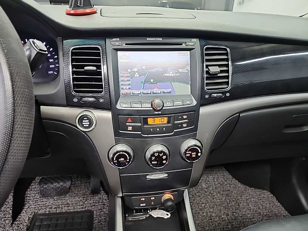 Ssangyong Korando - Vista 10