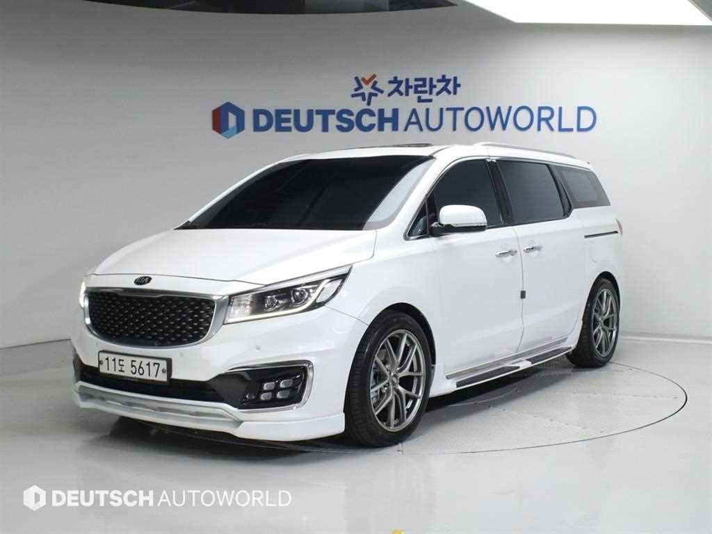 KIA Carnival 2016 Blanco - Importación desde Corea - HF Imports Iquique - Foto 1