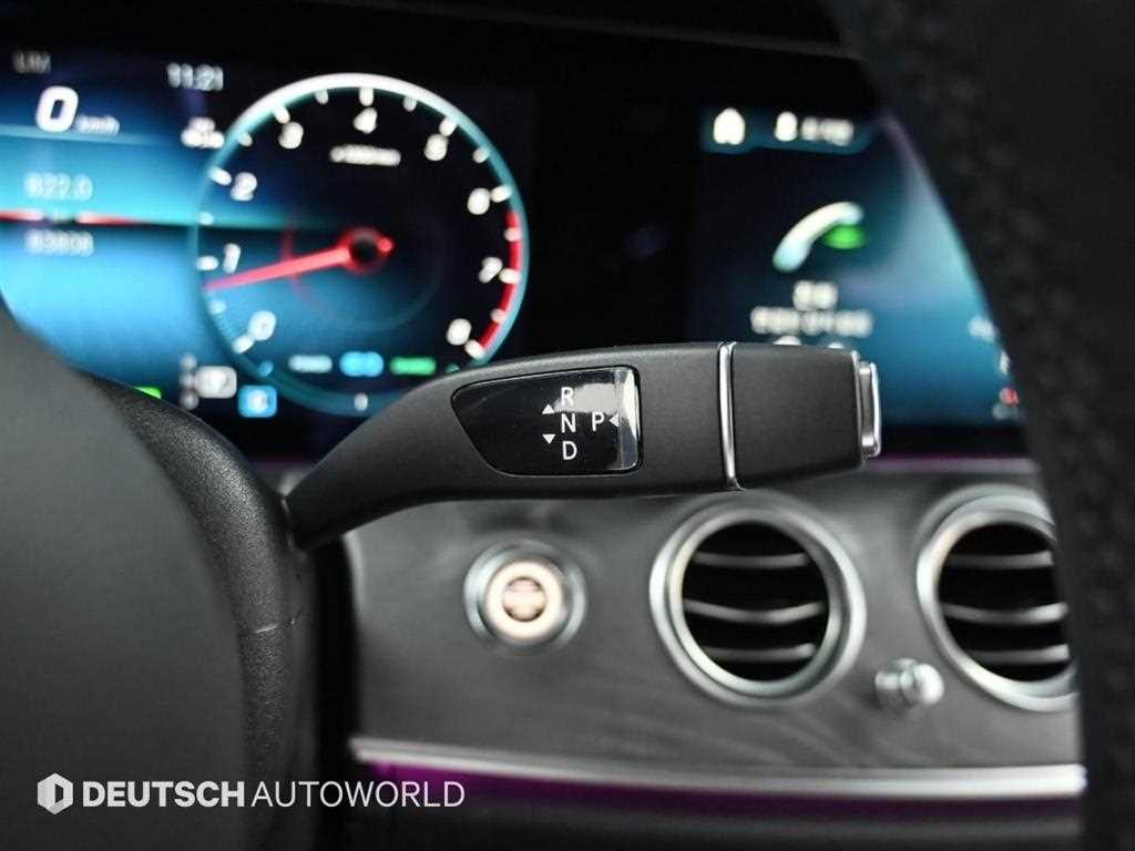 Mercedes Benz E class - Vista 9