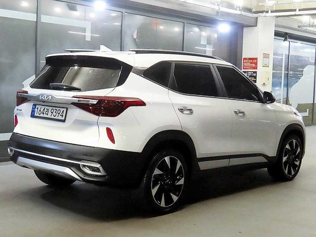 KIA Seltos - Vista 4