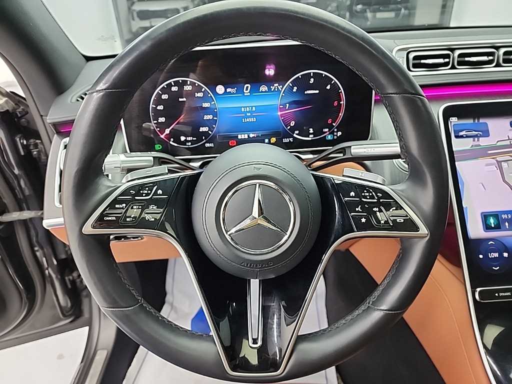 Mercedes Benz S Class - Vista 9