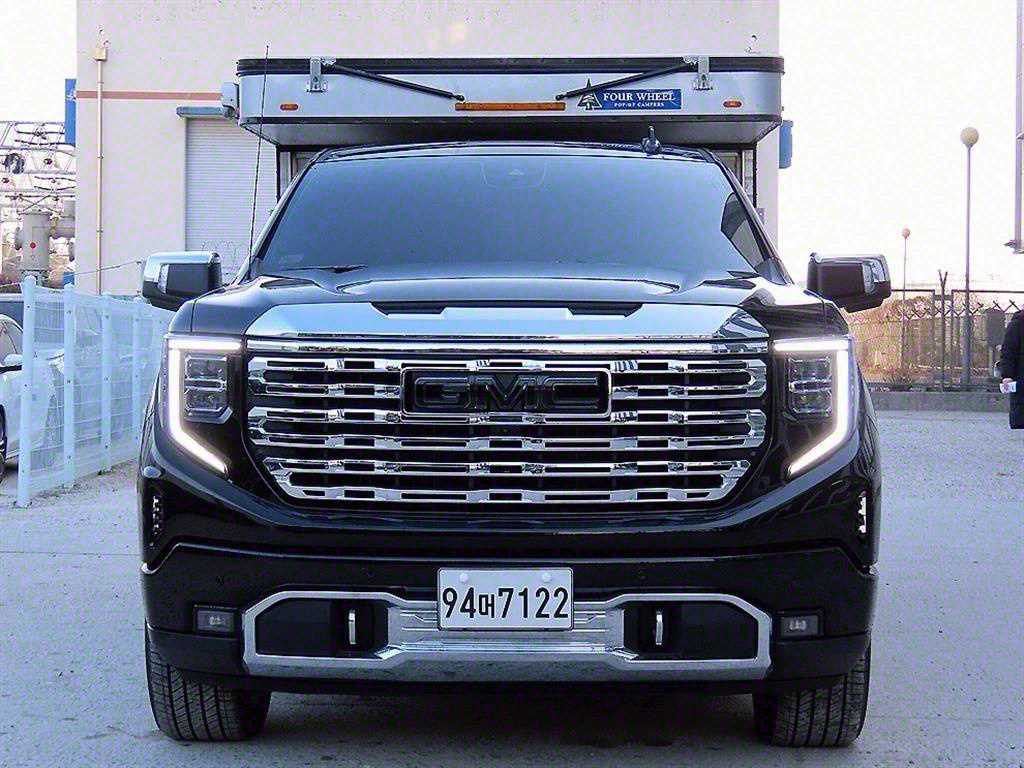 GMC Sierra