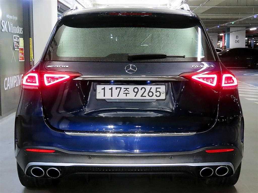 Mercedes Benz GLE Class - Vista 5