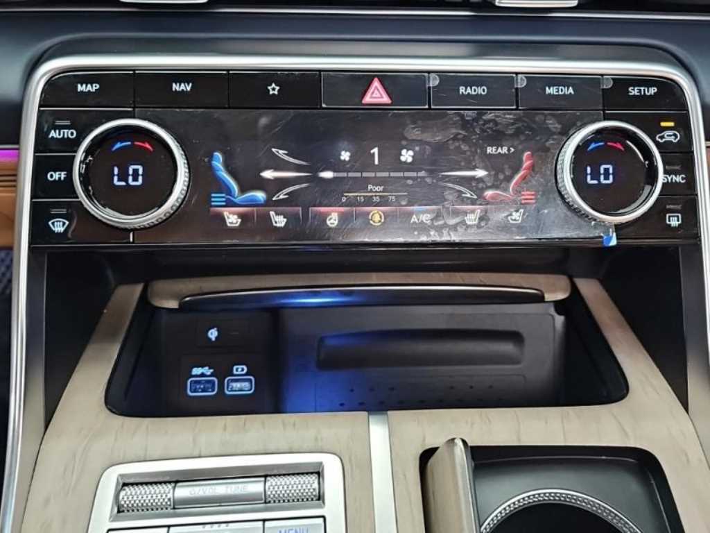 Genesis GV80 - Vista 11