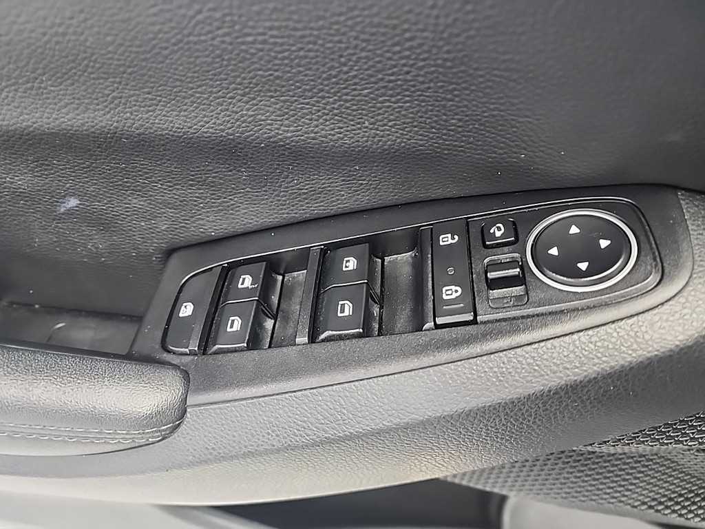 KIA Seltos 2023 Blanco - Importación desde Corea - HF Imports Iquique - Foto 15