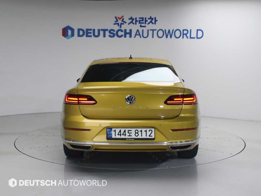Volkswagen Arteon - Vista 4