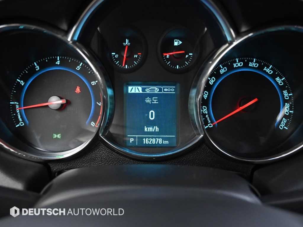 Chevrolet Cruise - Vista 8