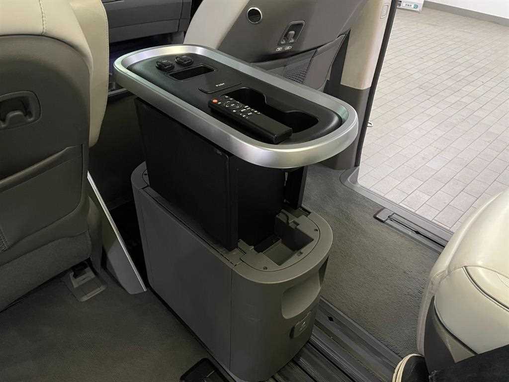 HYUNDAI Staria 2022 Negro - Importación desde Corea - HF Imports Iquique - Foto 18