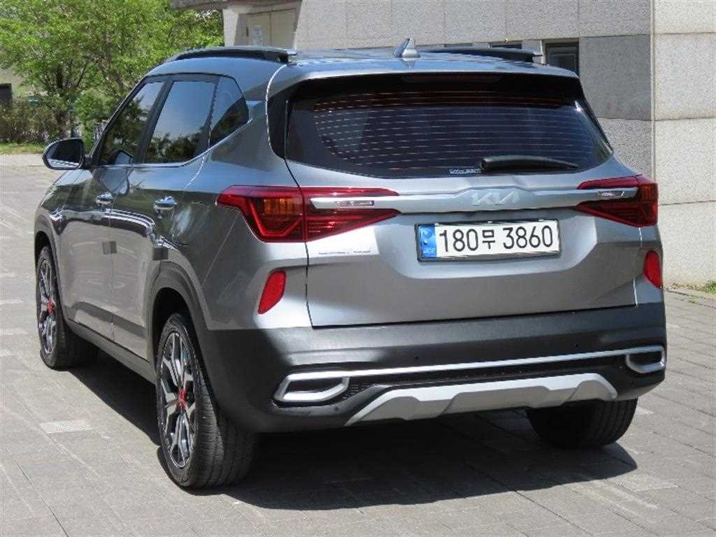 KIA Seltos - Vista 4