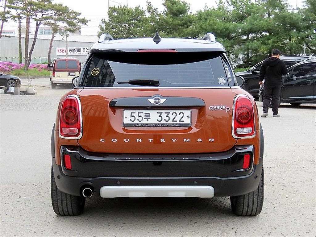 Mini Countryman - Vista 4