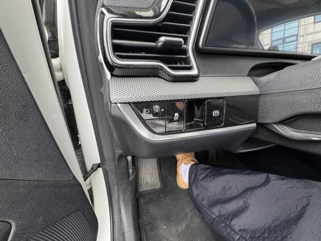 KIA Sportage - Vista 11