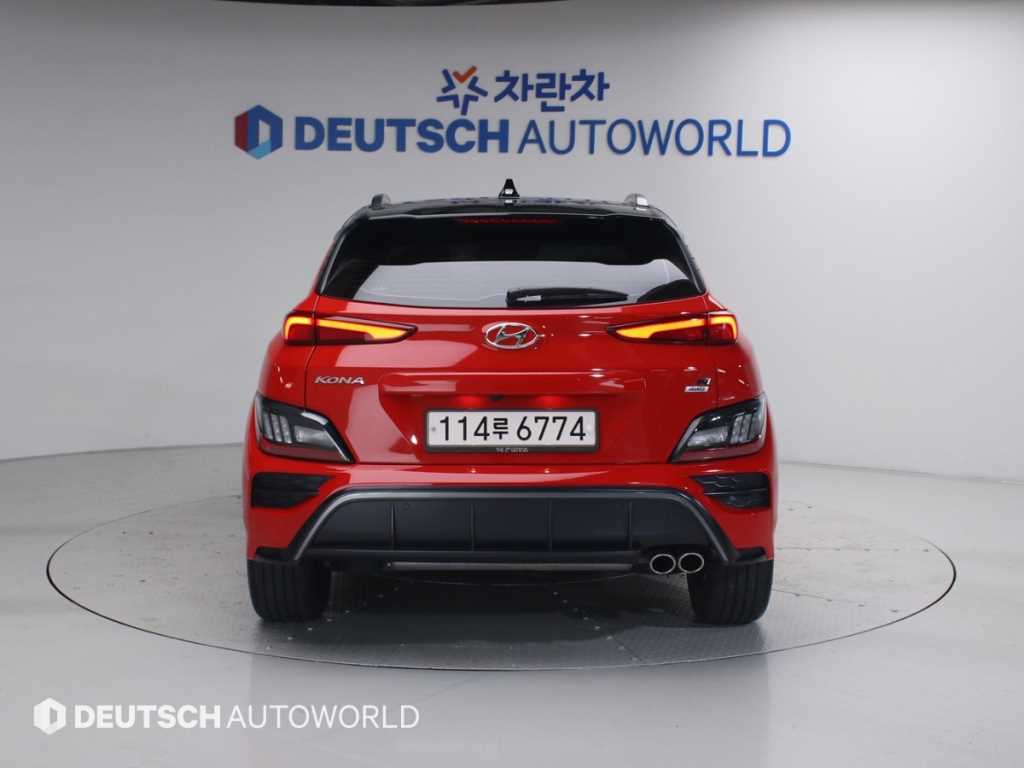 HYUNDAI Kona - Vista 4